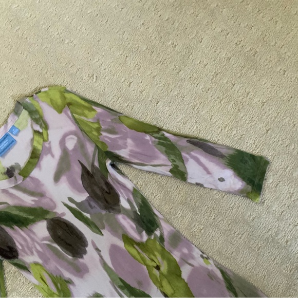 Simply Vera Wang 3/4 sleeve top - Picture 4 of 6